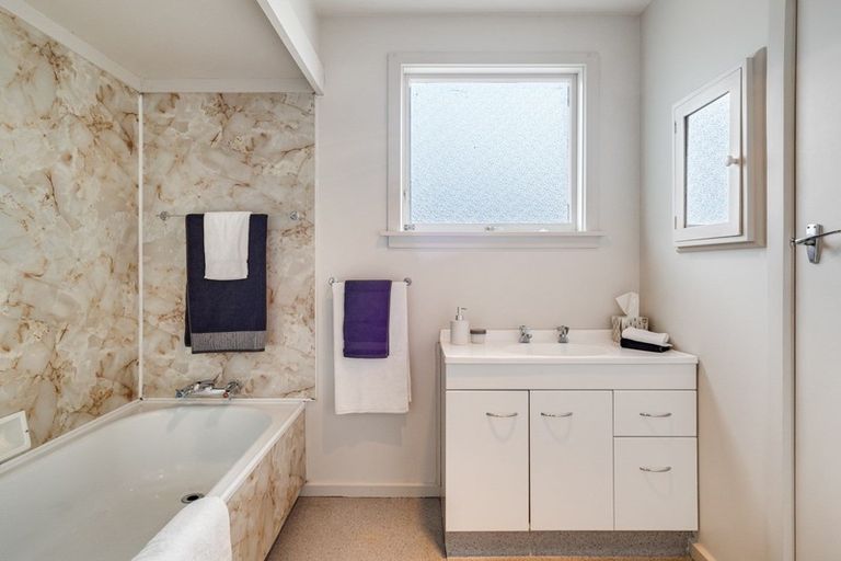 Photo of property in 73a Somerfield Street, Somerfield, Christchurch, 8024