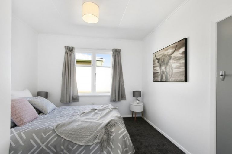 Photo of property in 61 Russell Road, Wainuiomata, Lower Hutt, 5014