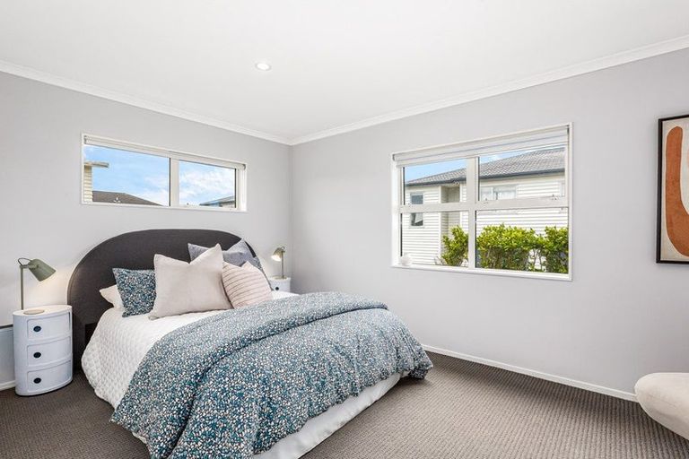 Photo of property in 184 Mark Avenue, Grenada Village, Wellington, 6037