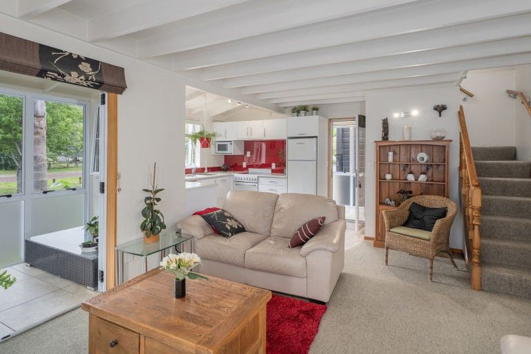 Photo of property in 1a Campbell Court, Pauanui, Hikuai, 3579