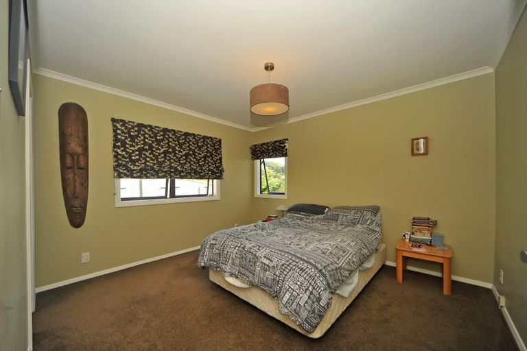 Photo of property in 6 Te Ara Road, Pukerua Bay, 5026
