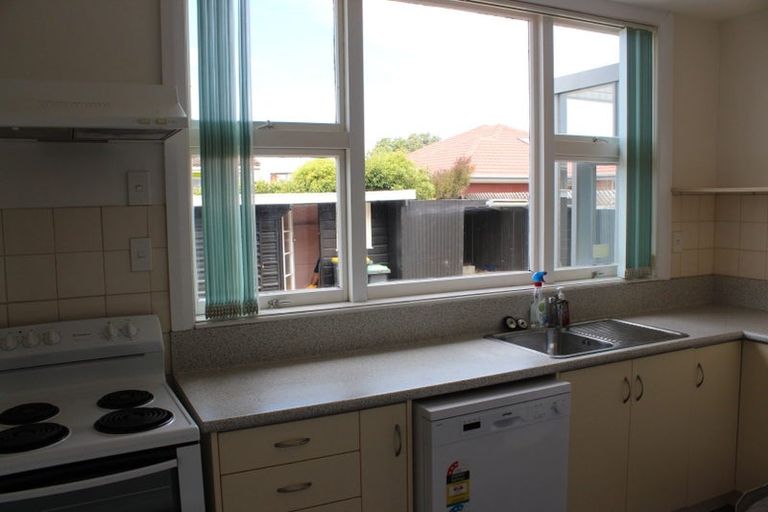 Photo of property in 37 Lonsdale Street, New Brighton, Christchurch, 8083