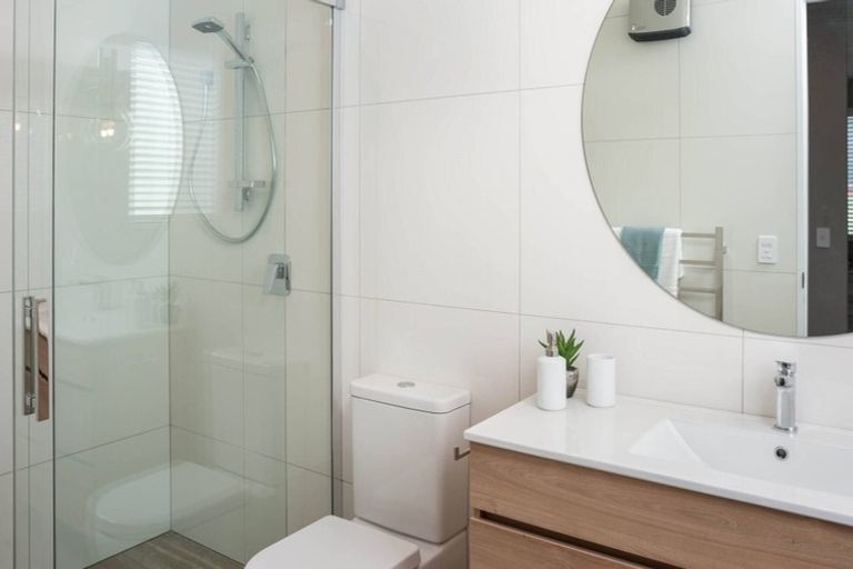 Photo of property in 3 Waita Lane, Hobsonville, Auckland, 0618