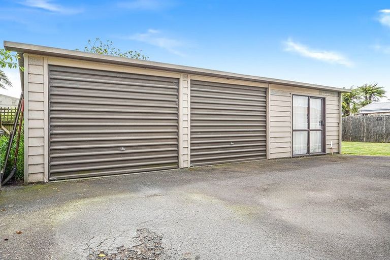 Photo of property in 42 Garland Drive, St Andrews, Hamilton, 3200