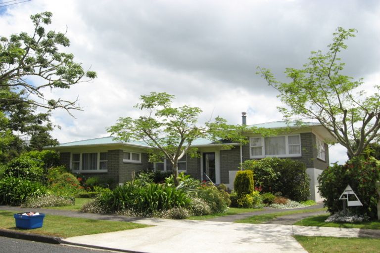 Photo of property in 5 Phillip Street, Pukekohe, 2120