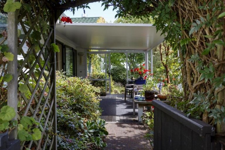 Photo of property in 1/9 Astelia Way, Waipahihi, Taupo, 3330