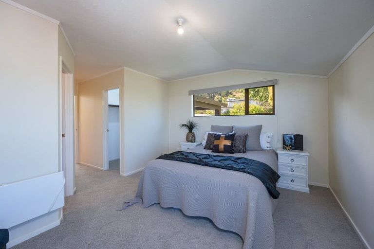 Photo of property in 20 Paremata Street, Atawhai, Nelson, 7010