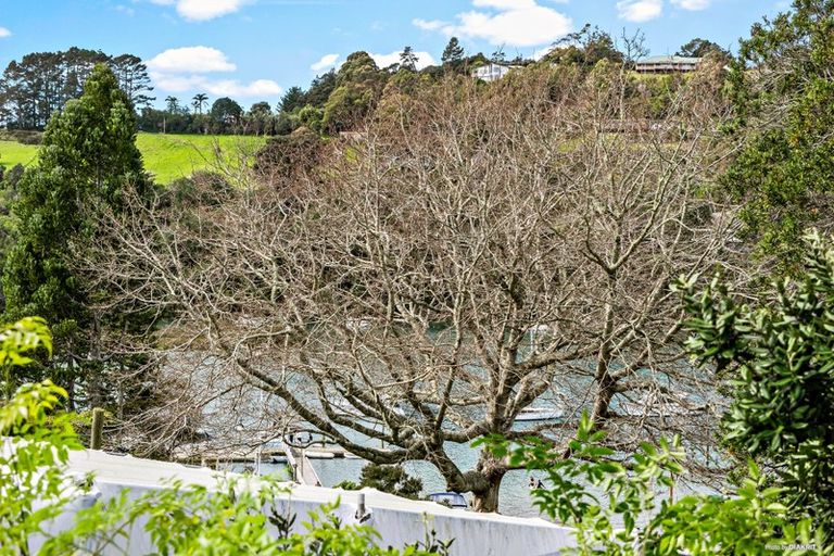 Photo of property in 10a Stillwater Crescent, Stillwater, Silverdale, 0993