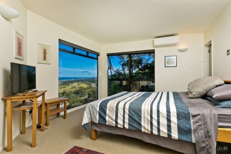 Photo of property in 90 Domain Crescent, Muriwai, 0881