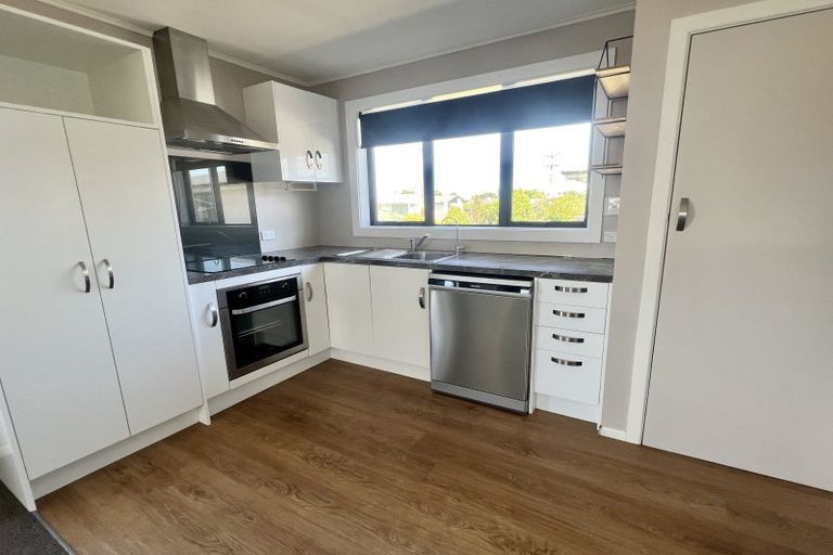 Photo of property in 96 Edinburgh Crescent, Waikiwi, Invercargill, 9810