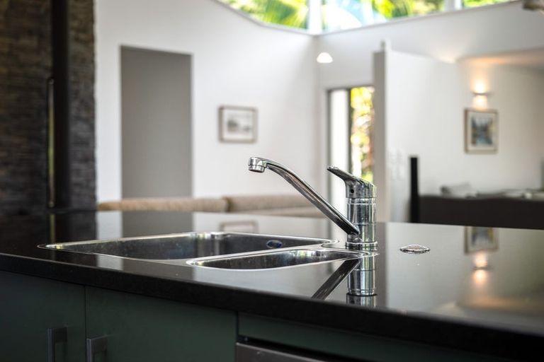 Photo of property in 13 Florance Avenue, Russell, 0202