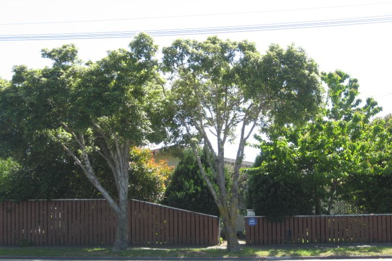 Photo of property in 2/23 Highsted Road, Bishopdale, Christchurch, 8053