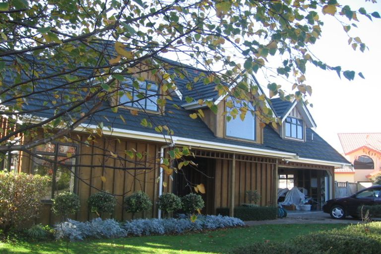 Photo of property in 15 Voyager Way, Whitby, Porirua, 5024