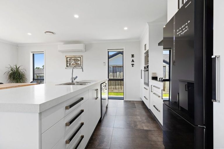 Photo of property in 21 Trans Tasman Way, Pyes Pa, Tauranga, 3112