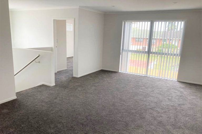 Photo of property in 13b Myers Road, Manurewa East, Auckland, 2102