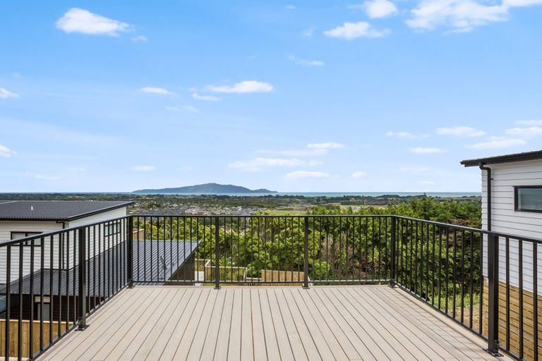 Photo of property in 8 Wilson Way, Waikanae, 5036