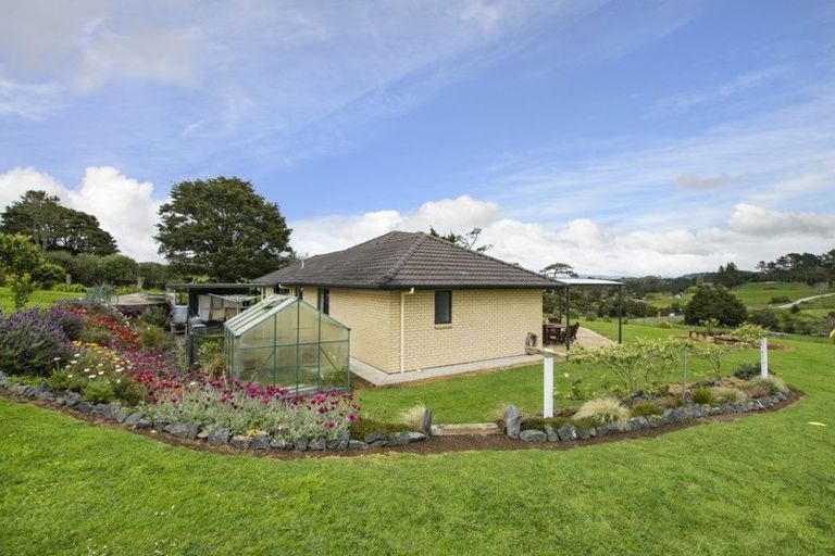 Photo of property in 1464 Pipiwai Road, Ruatangata West, Whangarei, 0176