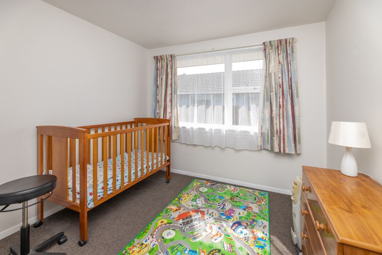 Photo of property in 18 Cavendish Road, Casebrook, Christchurch, 8051