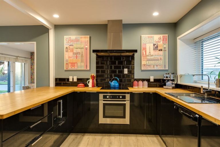 Photo of property in 10 Heron Street, Southshore, Christchurch, 8062