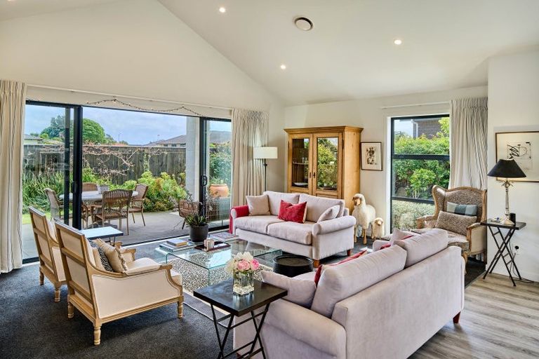 Photo of property in 41 Hudson Place, Paraparaumu, 5032