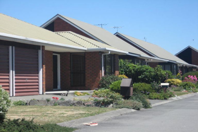 Photo of property in Carmichael Courts, 5/14 Wharenui Road, Upper Riccarton, Christchurch, 8041