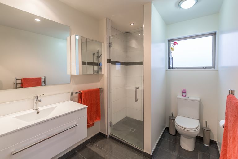 Photo of property in 32 Date Crescent, Aidanfield, Christchurch, 8025