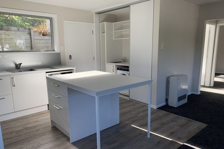 Photo of property in 137a Newlands Road, Newlands, Wellington, 6037