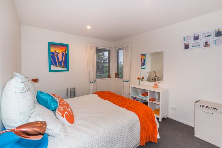 Photo of property in 32 Date Crescent, Aidanfield, Christchurch, 8025