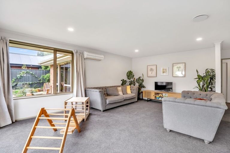 Photo of property in 36 Sovereign Gardens, Halswell, Christchurch, 8025