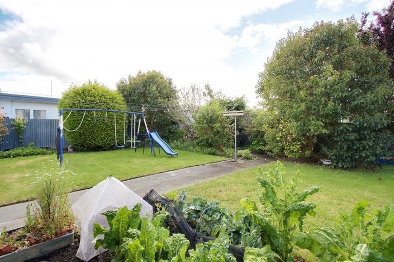 Photo of property in 28 Caxton Street, Onekawa, Napier, 4110