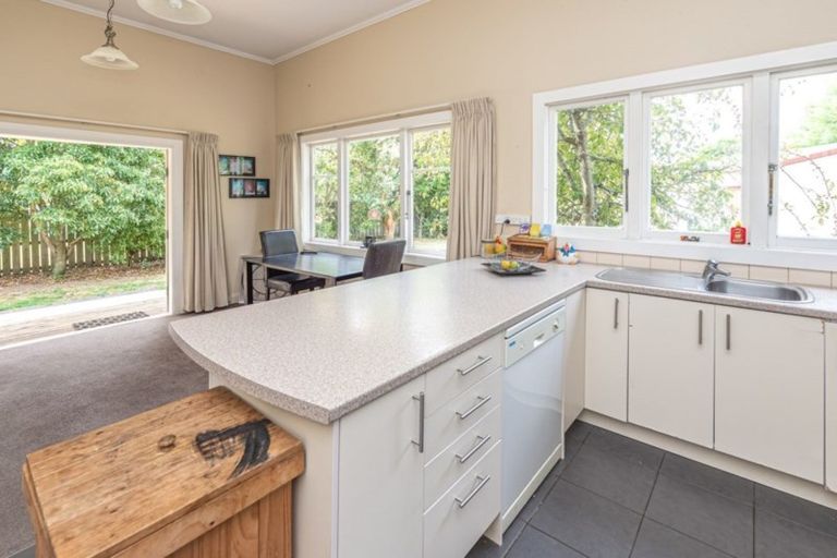 Photo of property in 9a Kotare Street, Aramoho, Whanganui, 4500