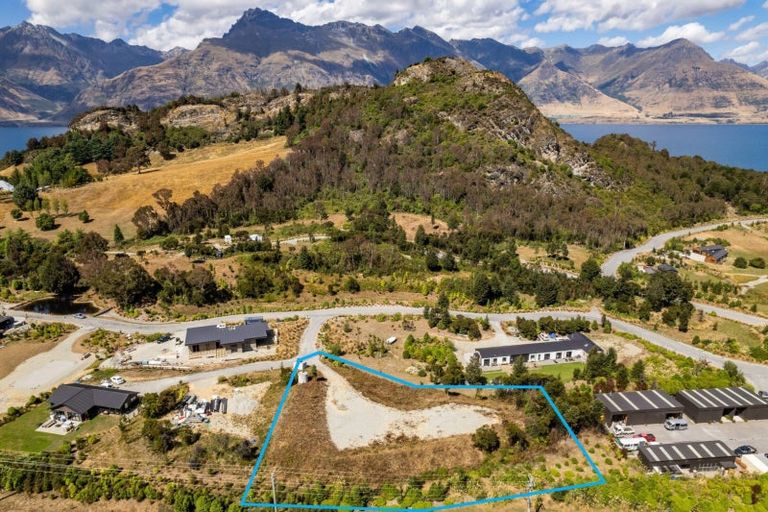 Photo of property in 17 Peregrine Falcon Road, Mount Creighton, Queenstown, 9371