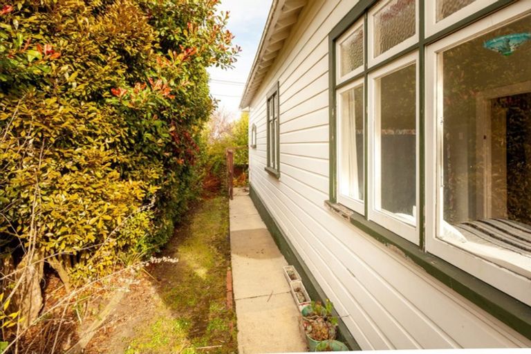 Photo of property in 28 Bernard Street, Kenmure, Dunedin, 9011