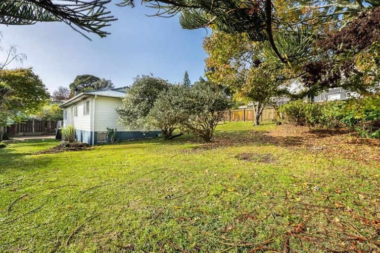 Photo of property in 5 Terra Nova Street, Glen Eden, Auckland, 0602