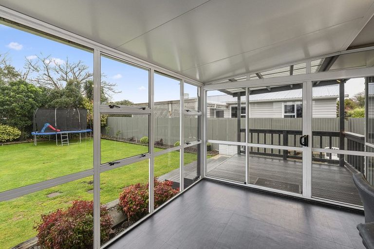 Photo of property in 41 Karaka Crescent, Levin, 5510