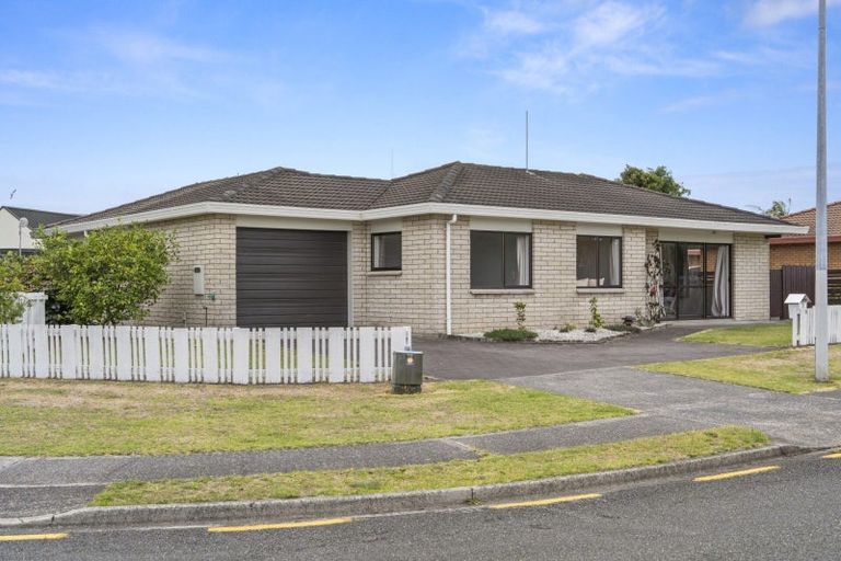 Photo of property in 1 Monowai Street, Mount Maunganui, 3116