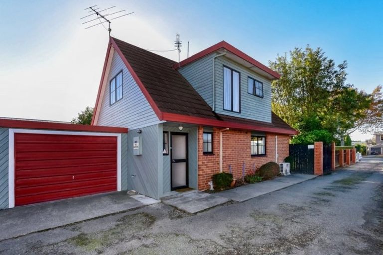Photo of property in 409a Harewood Road, Harewood, Christchurch, 8051