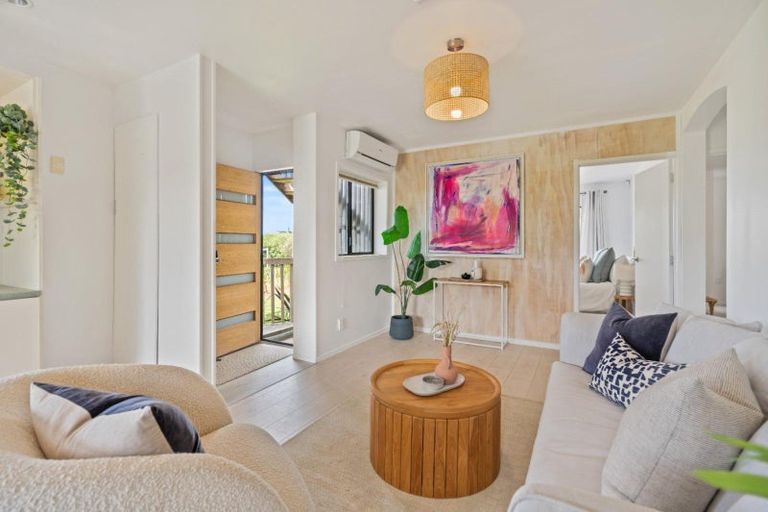 Photo of property in 28 Taranui Place, Mangawhai Heads, Mangawhai, 0505