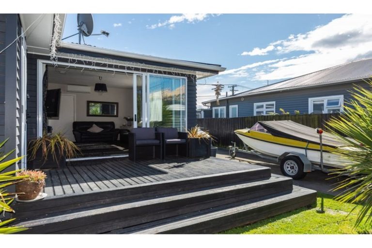 Photo of property in 86 Packe Street, Edgeware, Christchurch, 8013