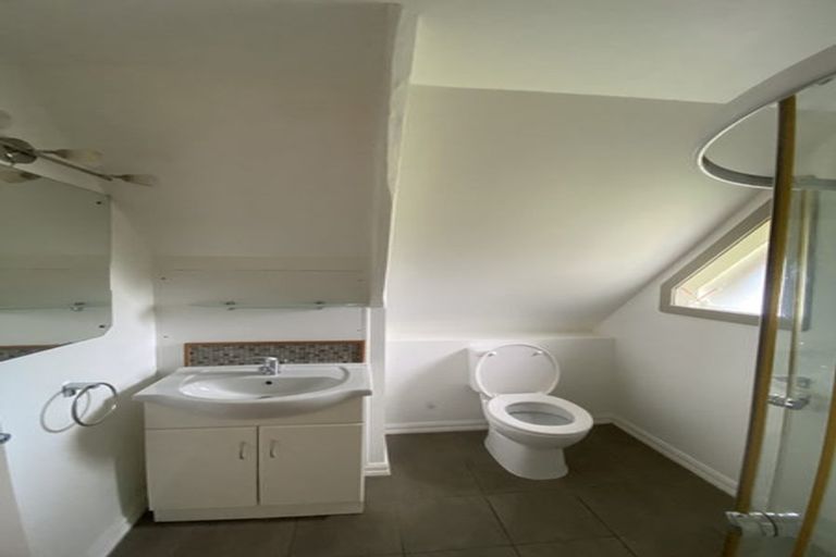 Photo of property in 144 Wade River Road, Wade Heads, Whangaparaoa, 0932