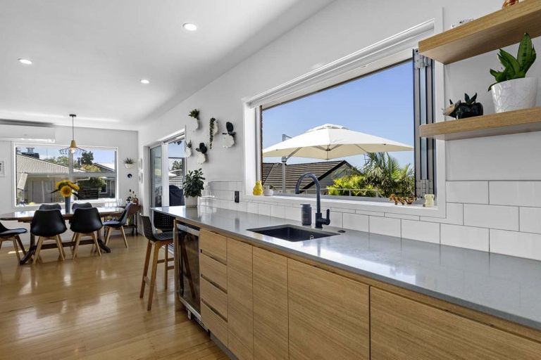 Photo of property in 14 Ngahere Street, Otumoetai, Tauranga, 3110