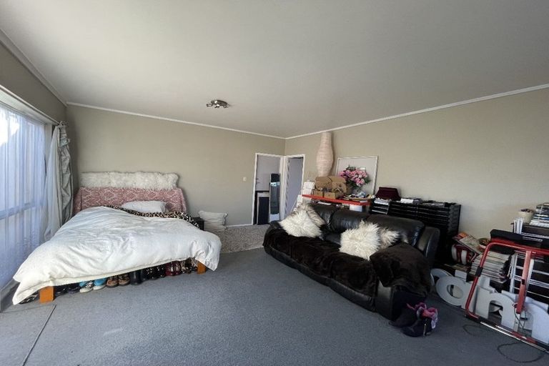 Photo of property in 39 Anich Road, Massey, Auckland, 0614