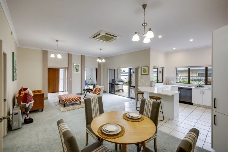 Photo of property in 3 Phoenix Place, Havelock North, 4130