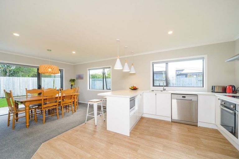 Photo of property in 26 Wescombe Grove, Feilding, 4702