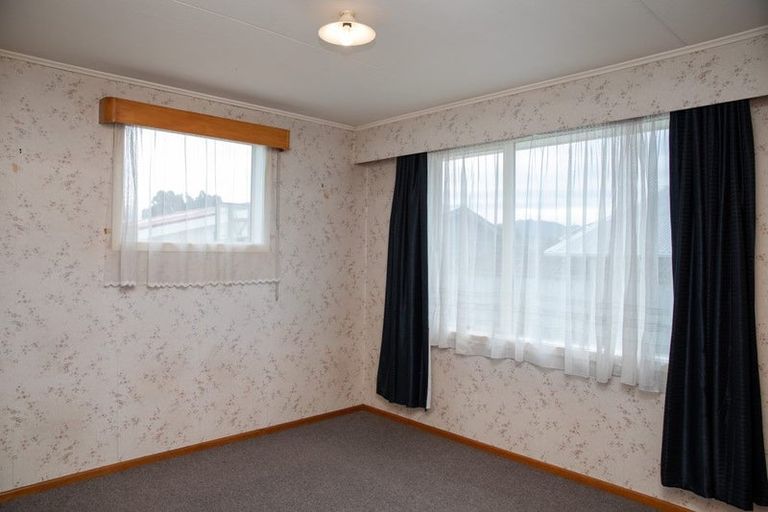 Photo of property in 111 Robertson Street, Gore, 9710