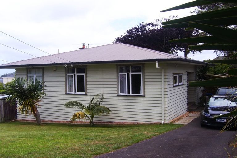Photo of property in 32 Forbes Street, Onehunga, Auckland, 1061