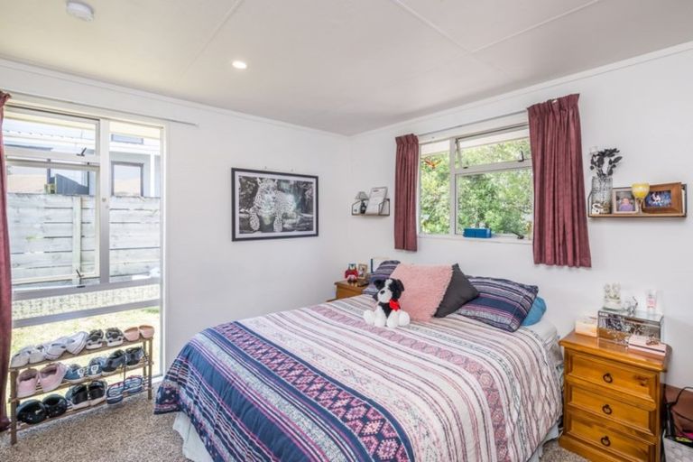 Photo of property in 15 Campbell Avenue, Paraparaumu, 5032