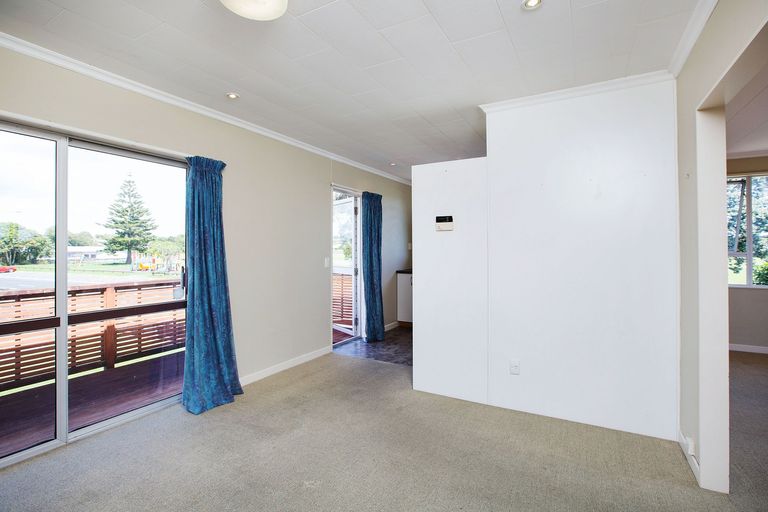 Photo of property in 36 Smeaton Road, Bell Block, New Plymouth, 4312