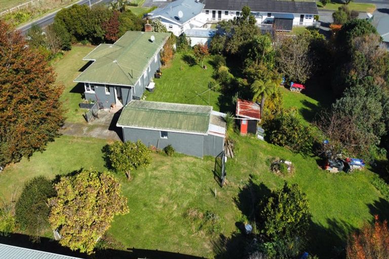 Photo of property in 70 Thames Road, Paeroa, 3600