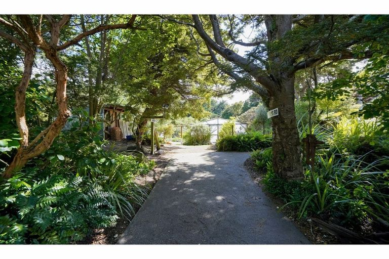 Photo of property in 32 Rakiura Parade, Otatara, Invercargill, 9879